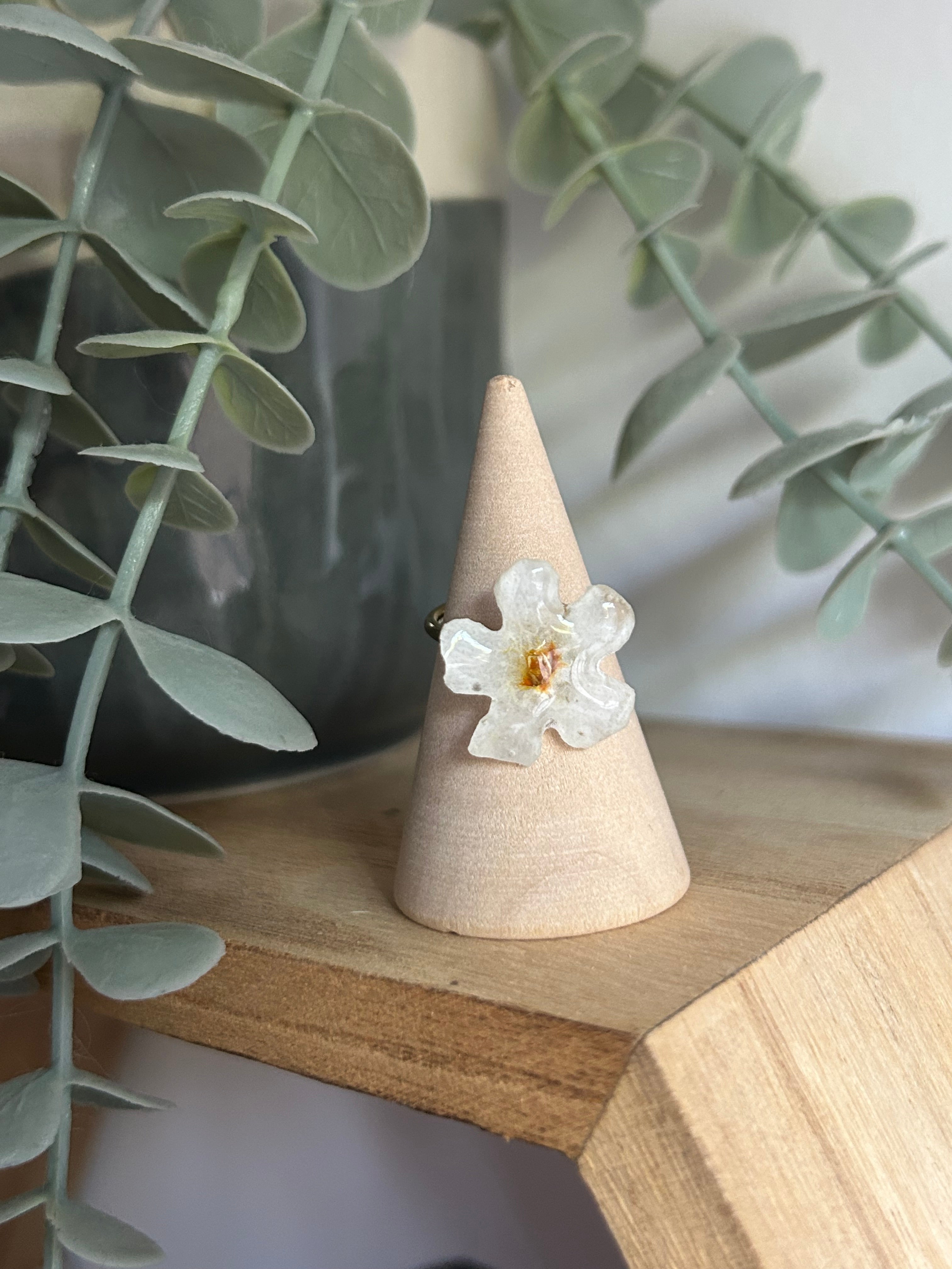 Anillo flor natural